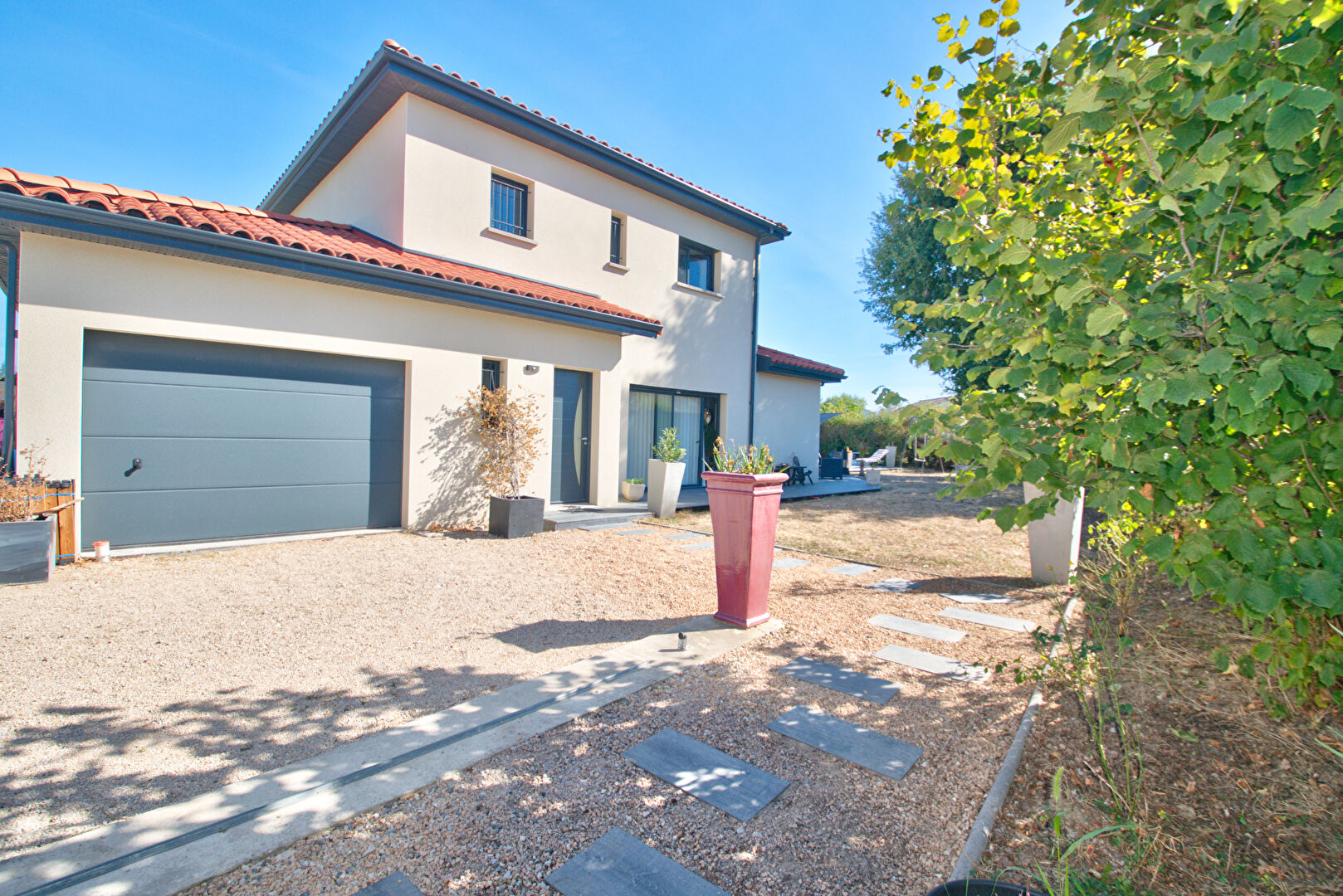 Maison 5 pièces 127 m² · à Chazay-d'Azergues · 127 m² · 715 000 €