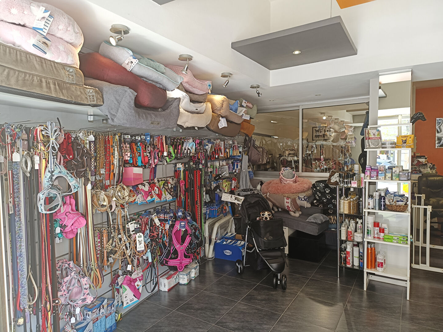Local commercial 49 m² · à Cagnes-sur-Mer · 49 m² · 53 000 €