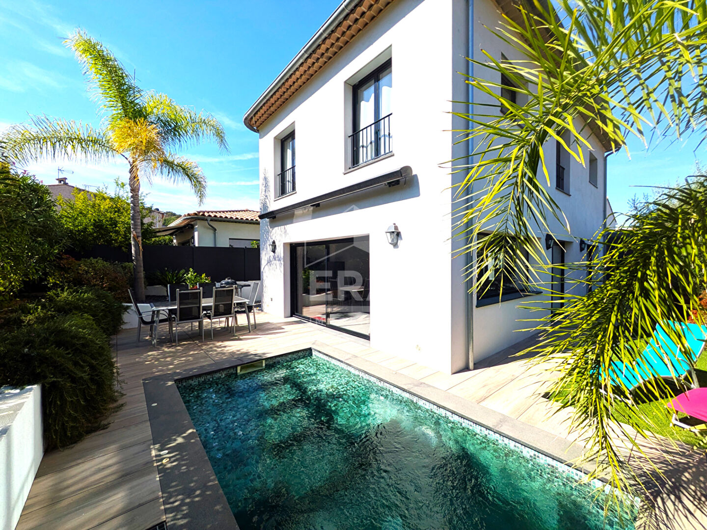 Maison 5 pièces 118 m² · à Villeneuve-Loubet · 118 m² · 945 000 €