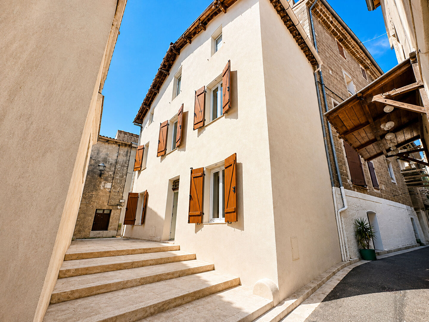 Maison 6 pièces 93 m² · à Marseille · 93 m² · 369 000 €