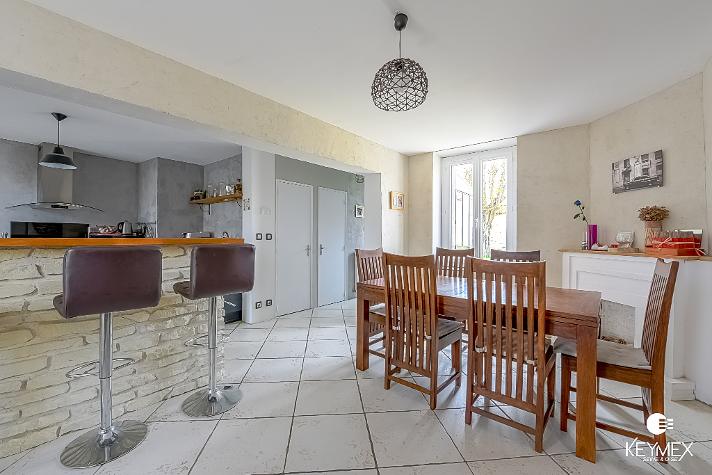 Maison Le Mesnil En Thelle 110 m²