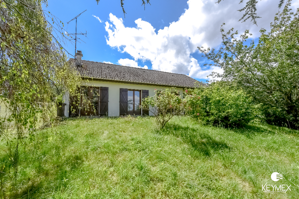 Ully Saint Georges - Maison de plain-pied sur grand terrain de 4 400 m²