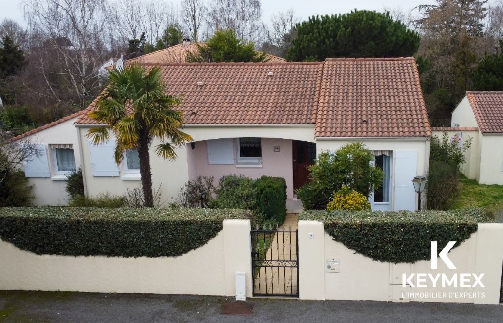 Maison  6 pièces - 3 chambres - env. 97 m2
