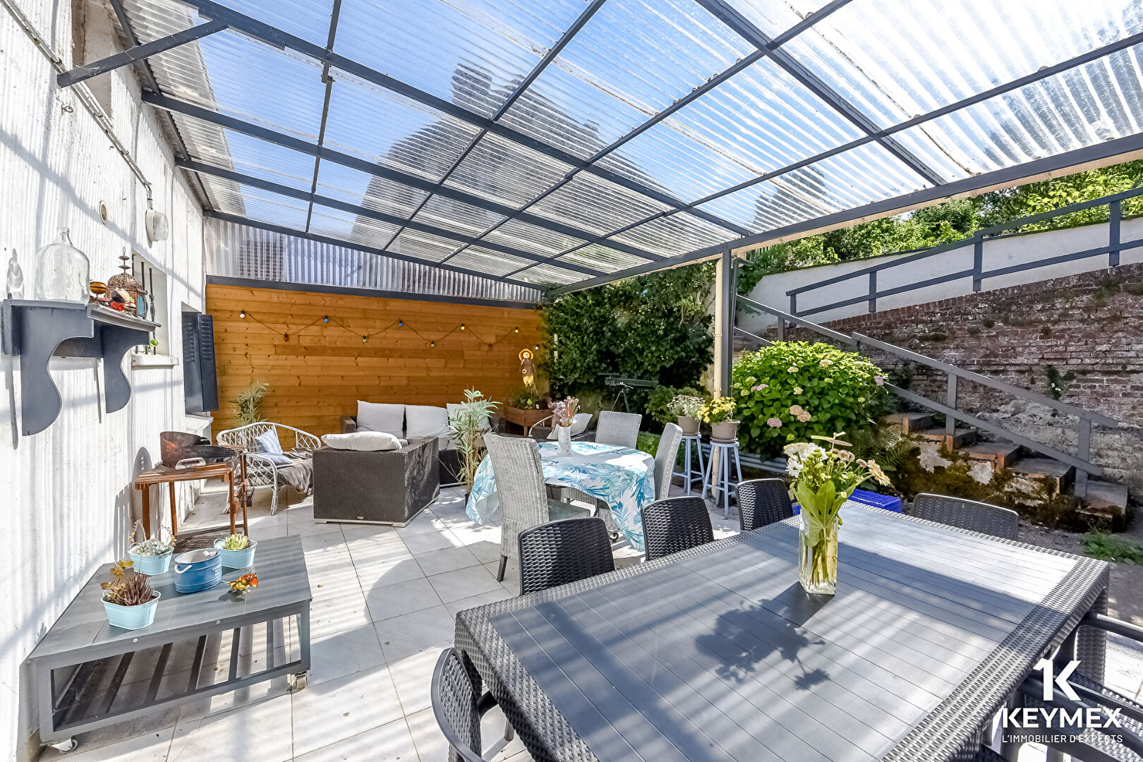 Maison 6 pièces - BEAUCOUP DE POTENTIEL !