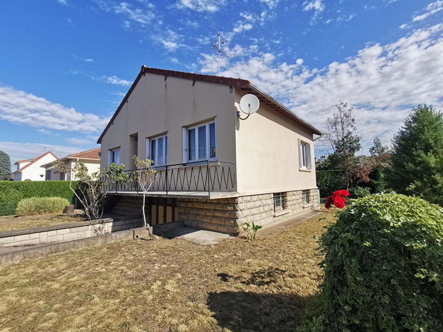Maison Viarmes 4 pièces sur sous sol total