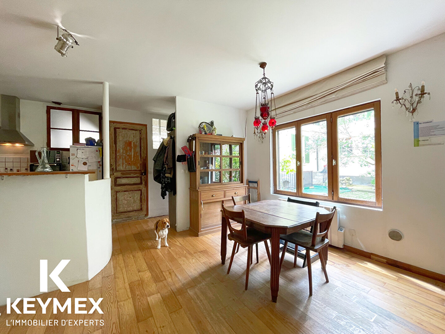 Appartement métro Hoche 3 pièce(s) 68m2