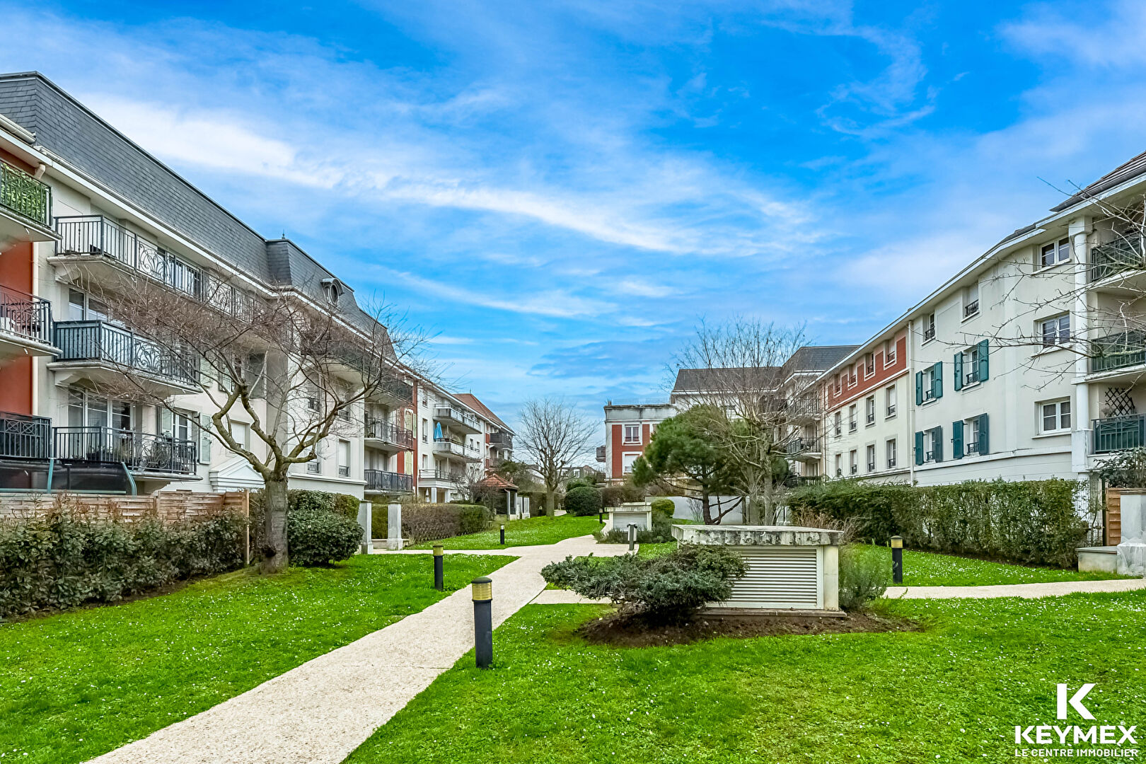 Appartement  type 3 pièces en rez-de-jardin  à Saint-Gratien