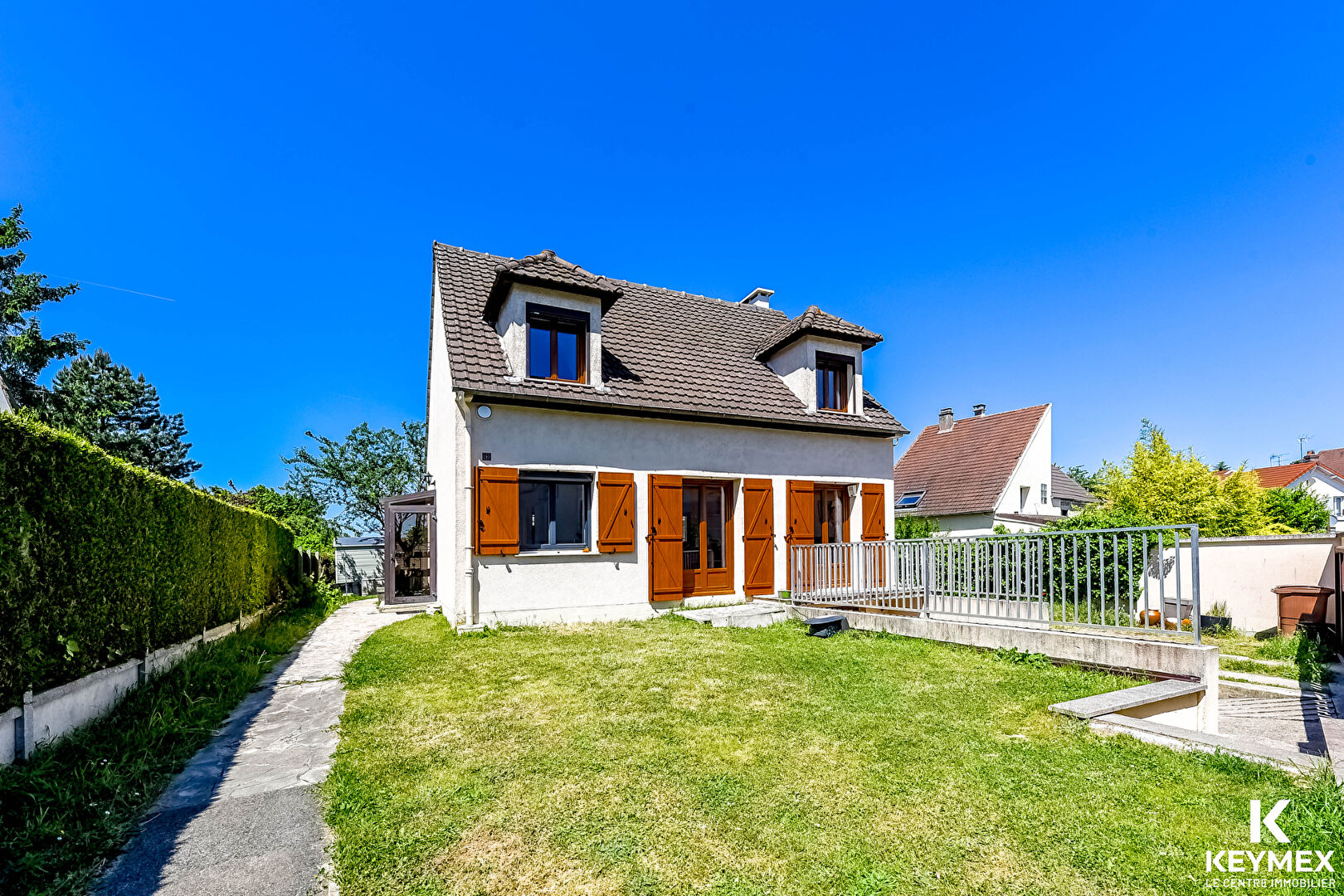 Maison Frepillon 5 pièces - 3 chambres - sous-sol total - jardin