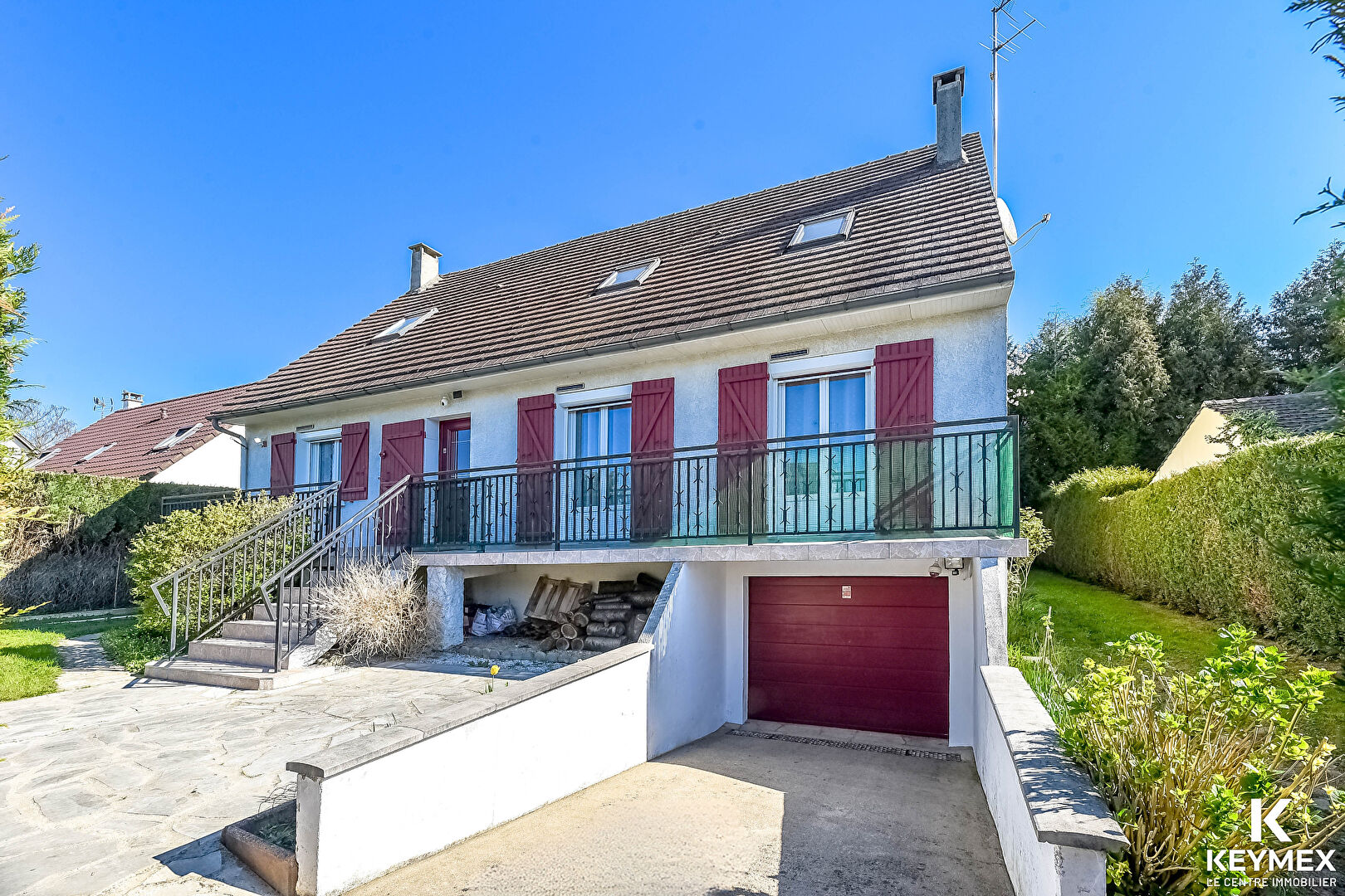 Maison familiale avec sous sol total à Bornel - 7 pièces - 5 chambres - 138 m² habitables