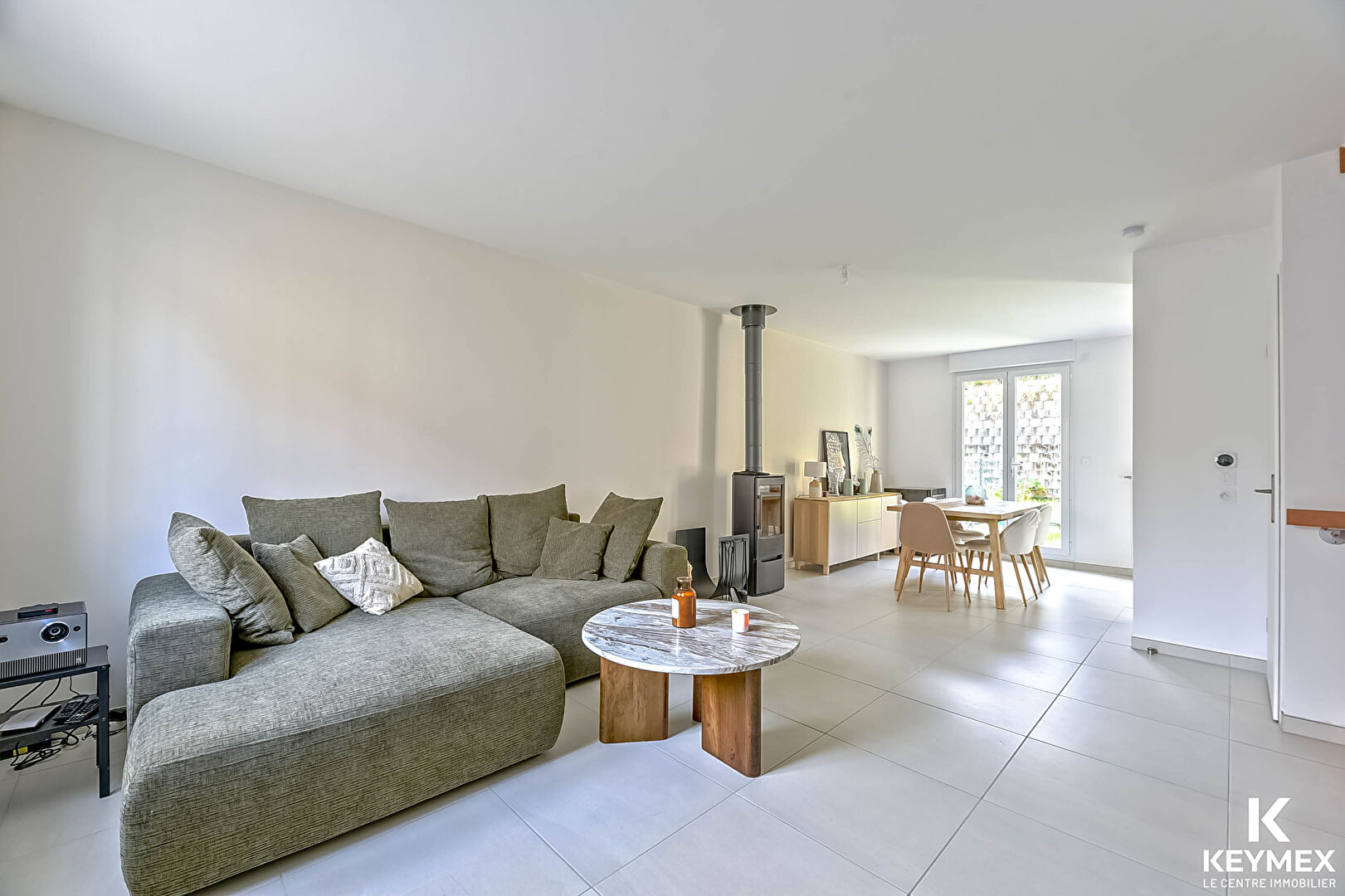 Maison Moisselles 5 pièce(s) 82 m2, 3 CH, GARE LIGNE H,COMMERCES, ECOLES