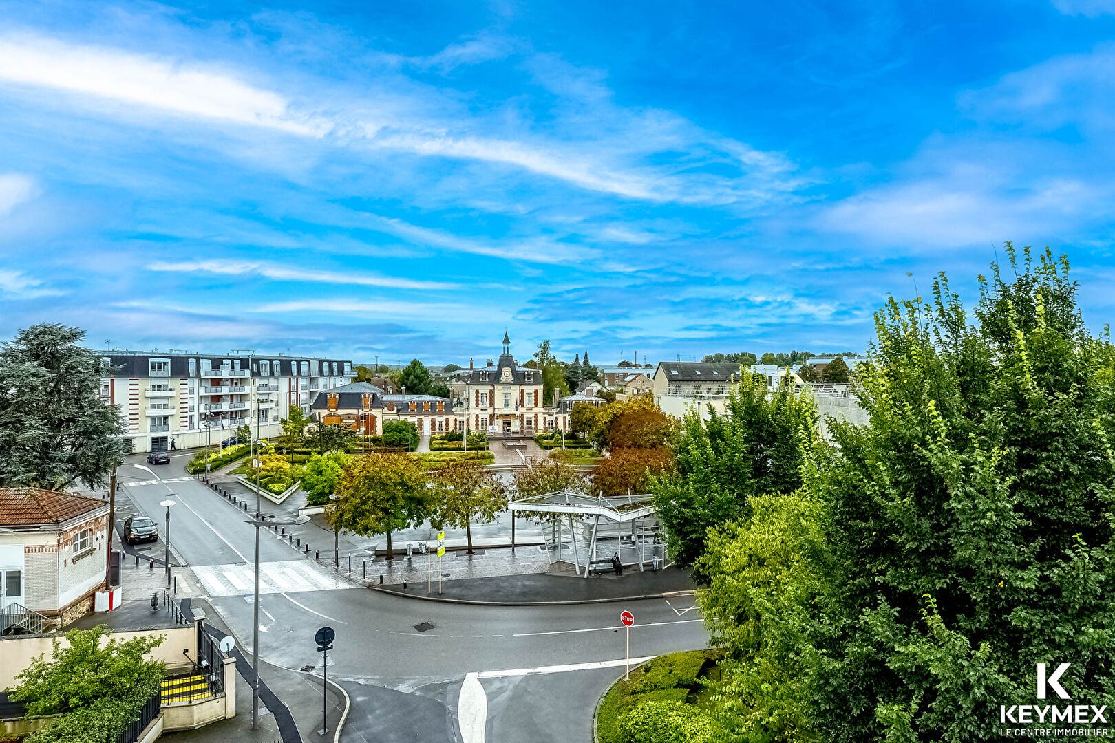 Appartement lumineux avec terrasses et parkings en coeur de ville