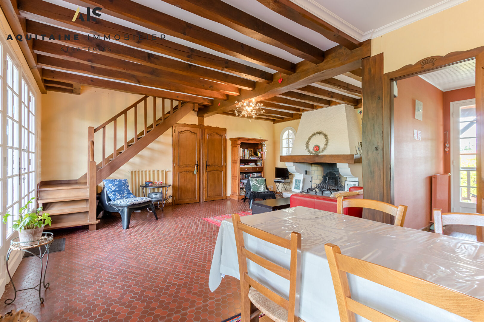 VENDU PAR L AGENCE - EXCLUSIVITE - AQUITAINE IMMOBILIER STRATEGIES - EXCLUSIVITE - MAISON T4 LORMONT 96 M - PARCELLE 658  M.