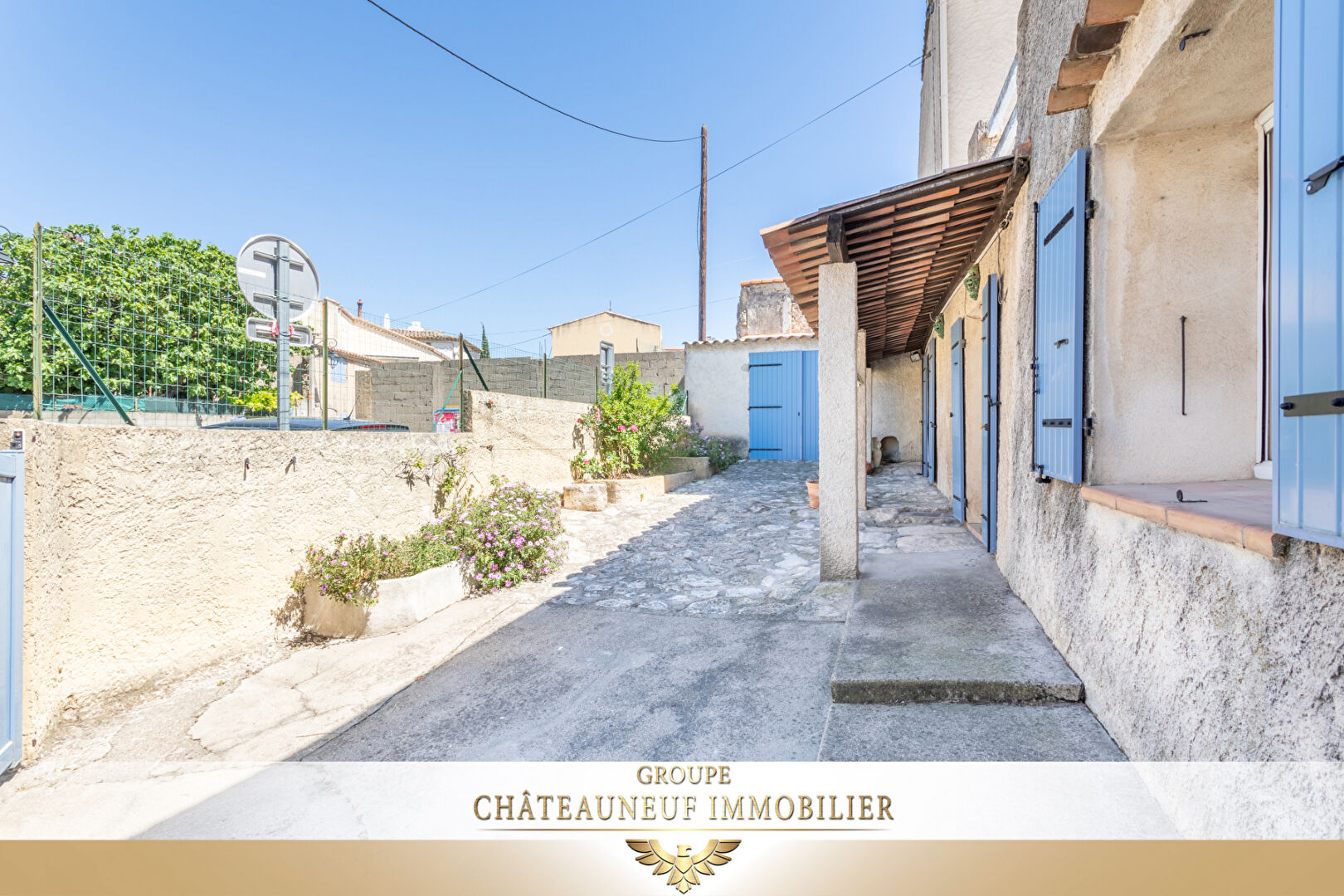 MAISON  -  TYPE 4 - 106 M - Saint Mitre Les Remparts