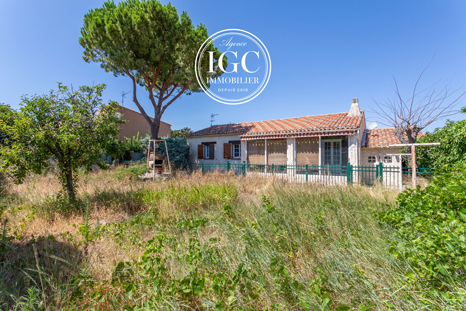 MAISON PLAIN-PIED - TYPE 4 - 90 M - 616 M TERRAIN - CHATEAUNEUF LES MARTIGUES