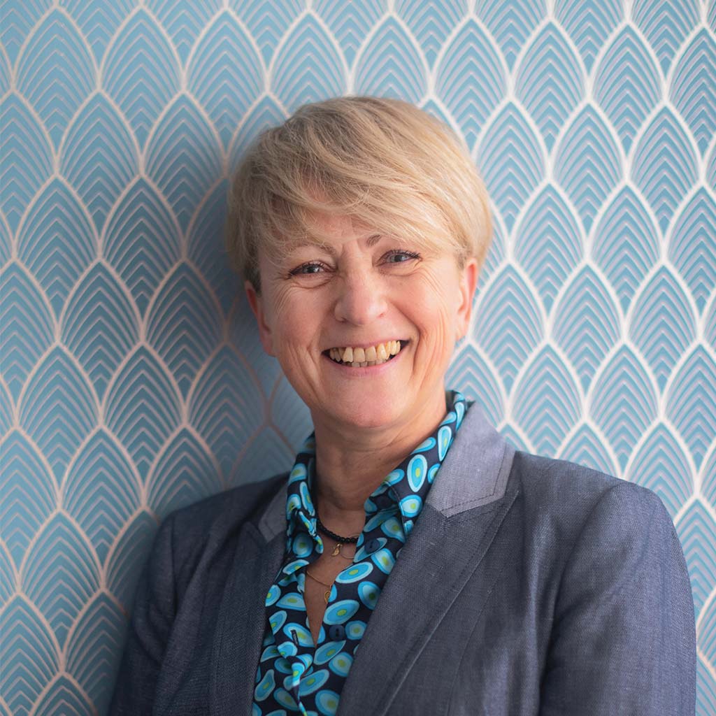 CHRISTINE LAMAT
