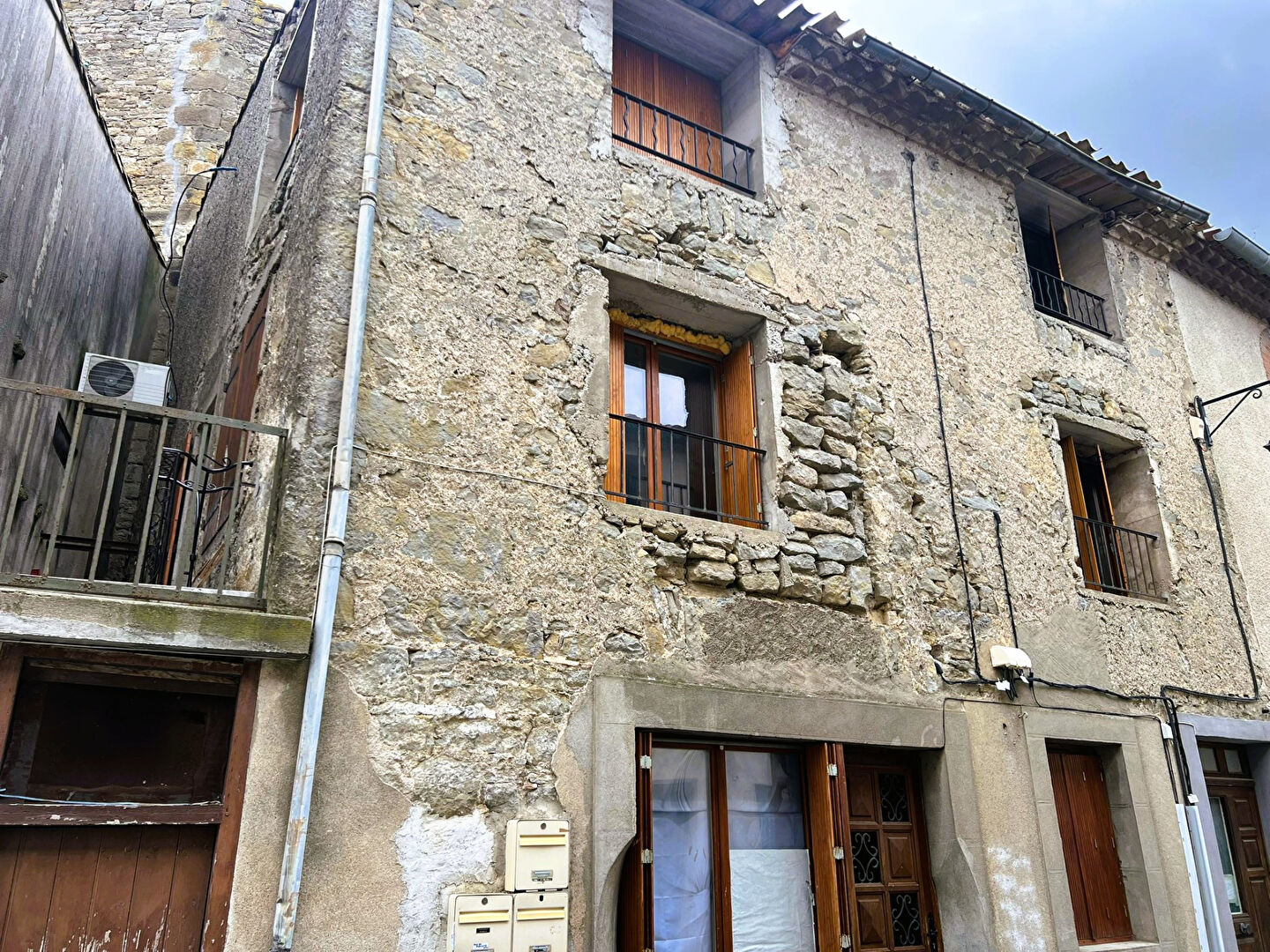 Immeuble 6 pièces — 110 m² — Carcassonne (11000)