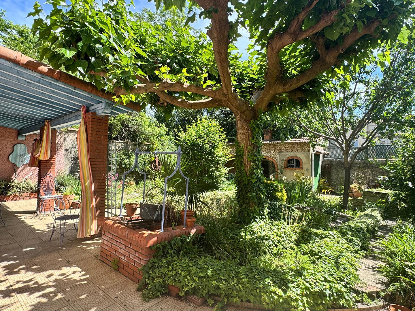 Maison 8 pièces — 217.06 m² — Carcassonne (11000)