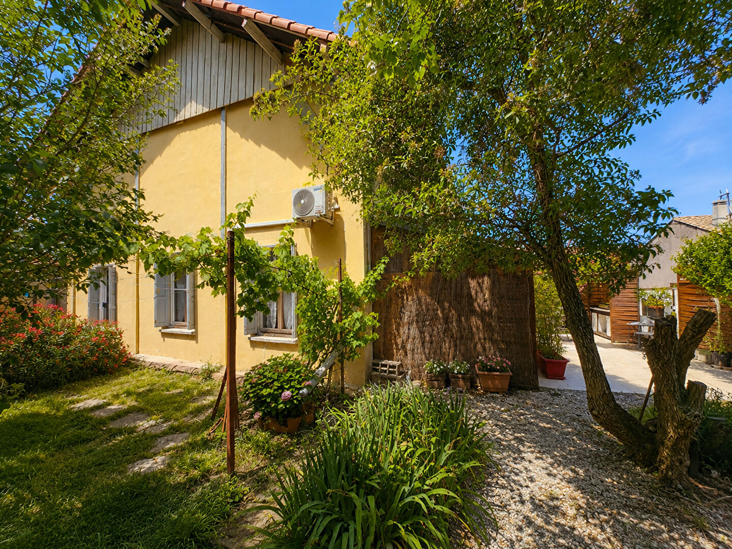 Maison 10 pièces — 295 m² — Carcassonne (11000)