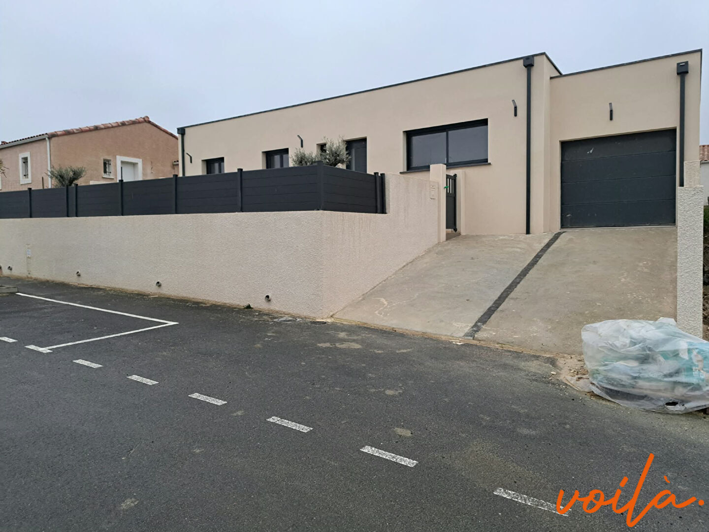 Photo 2
