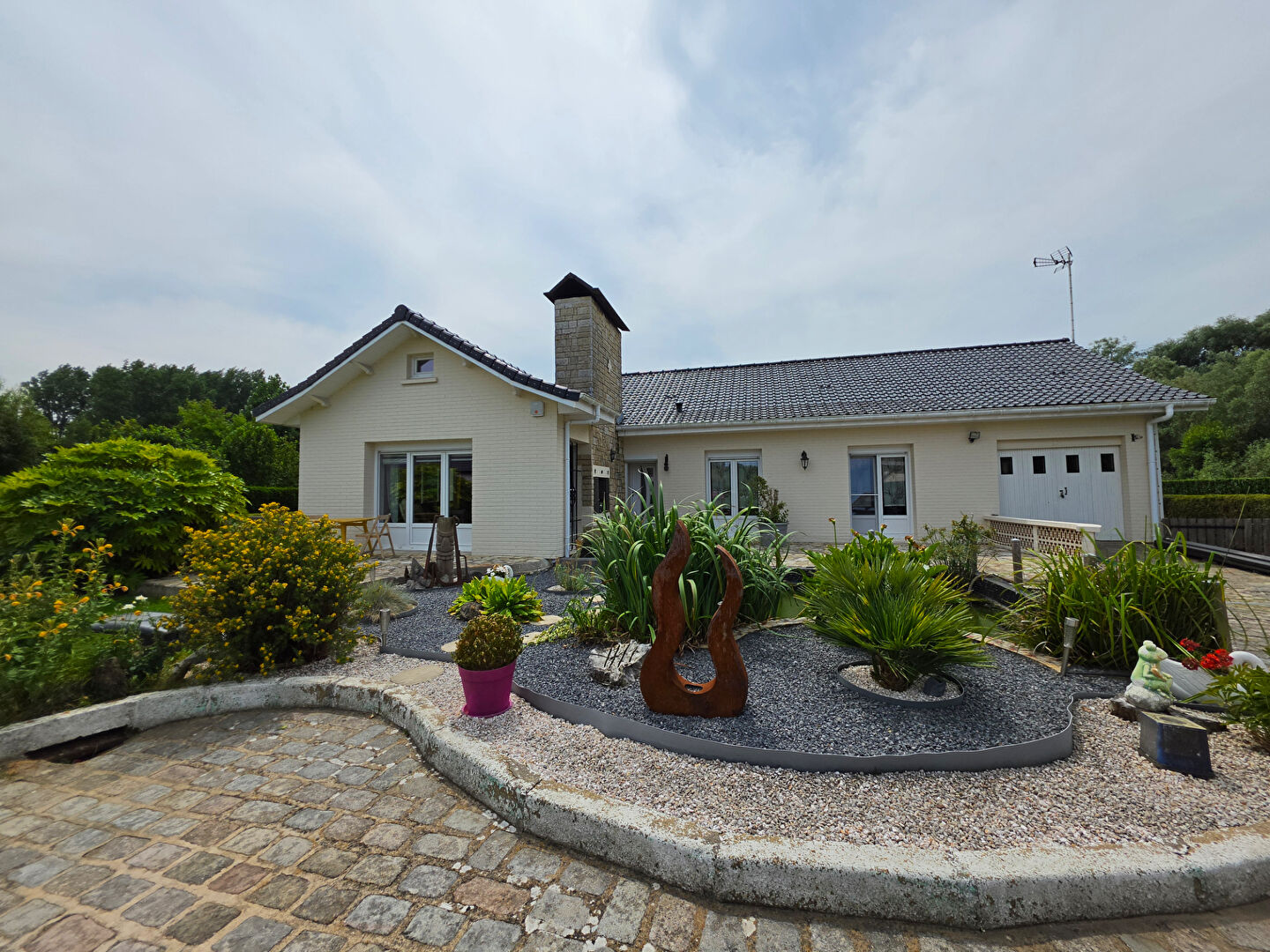 Maison 6 pièces 104 m² · à Guînes · 104 m² · 308 700 €