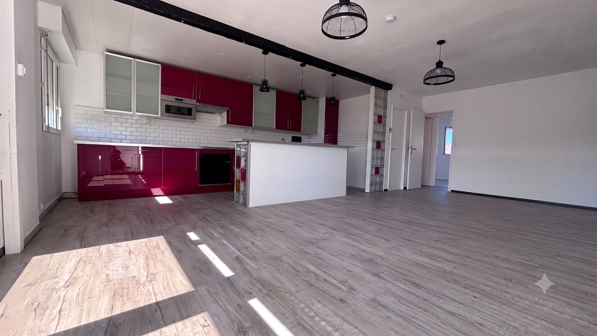 Appartement 5 pièces 84 m² · à Corbeil-Essonnes · 84 m² · 159 900 €