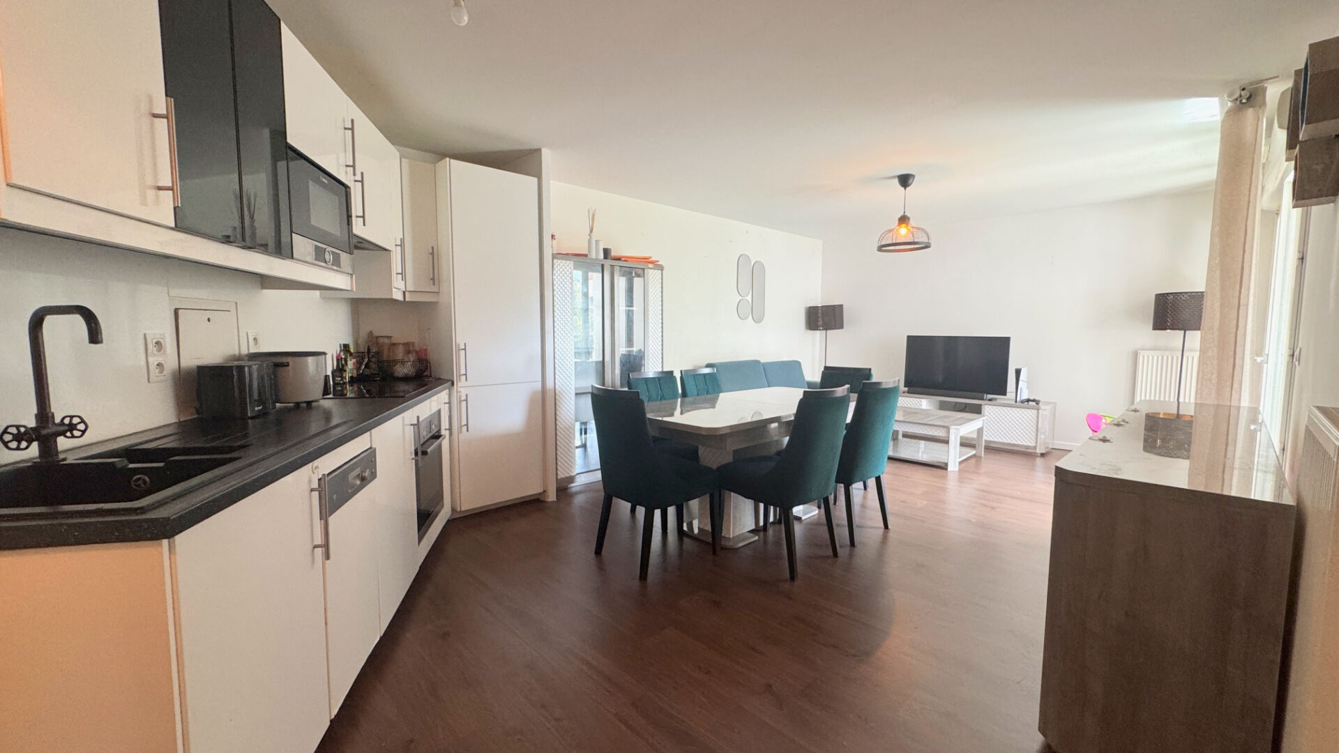 Appartement 3 pièces 63 m² · à Corbeil-Essonnes · 63 m² · 169 900 €