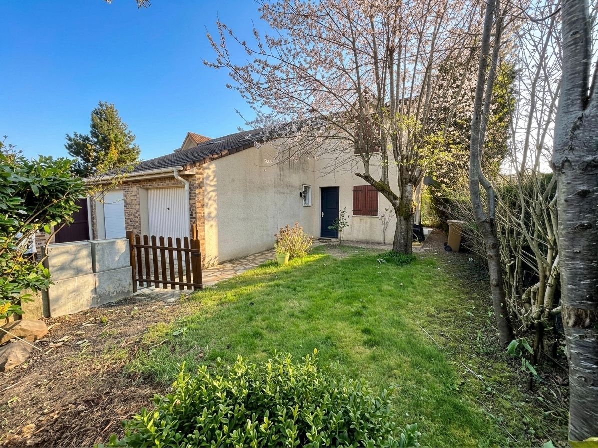 Maison 5 pièces 87 m² · à Lisses · 87 m² · 289 900 €