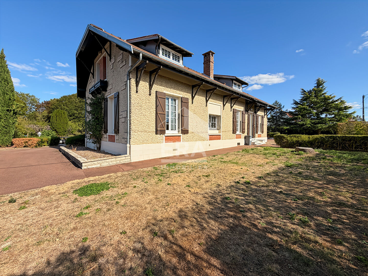 Maison 8 pièces 190 m² · à Saint-Fargeau-Ponthierry · 190 m² · 520 000 €