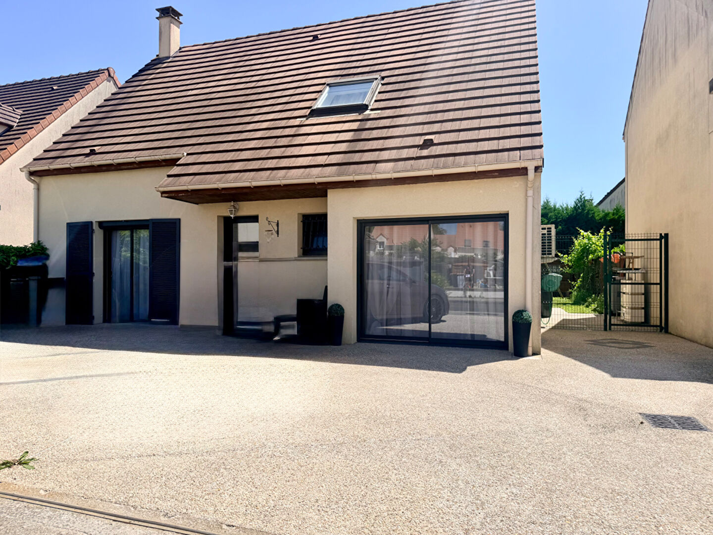Maison 6 pièces 100 m² · à Savigny-le-Temple · 100 m² · 349 000 €