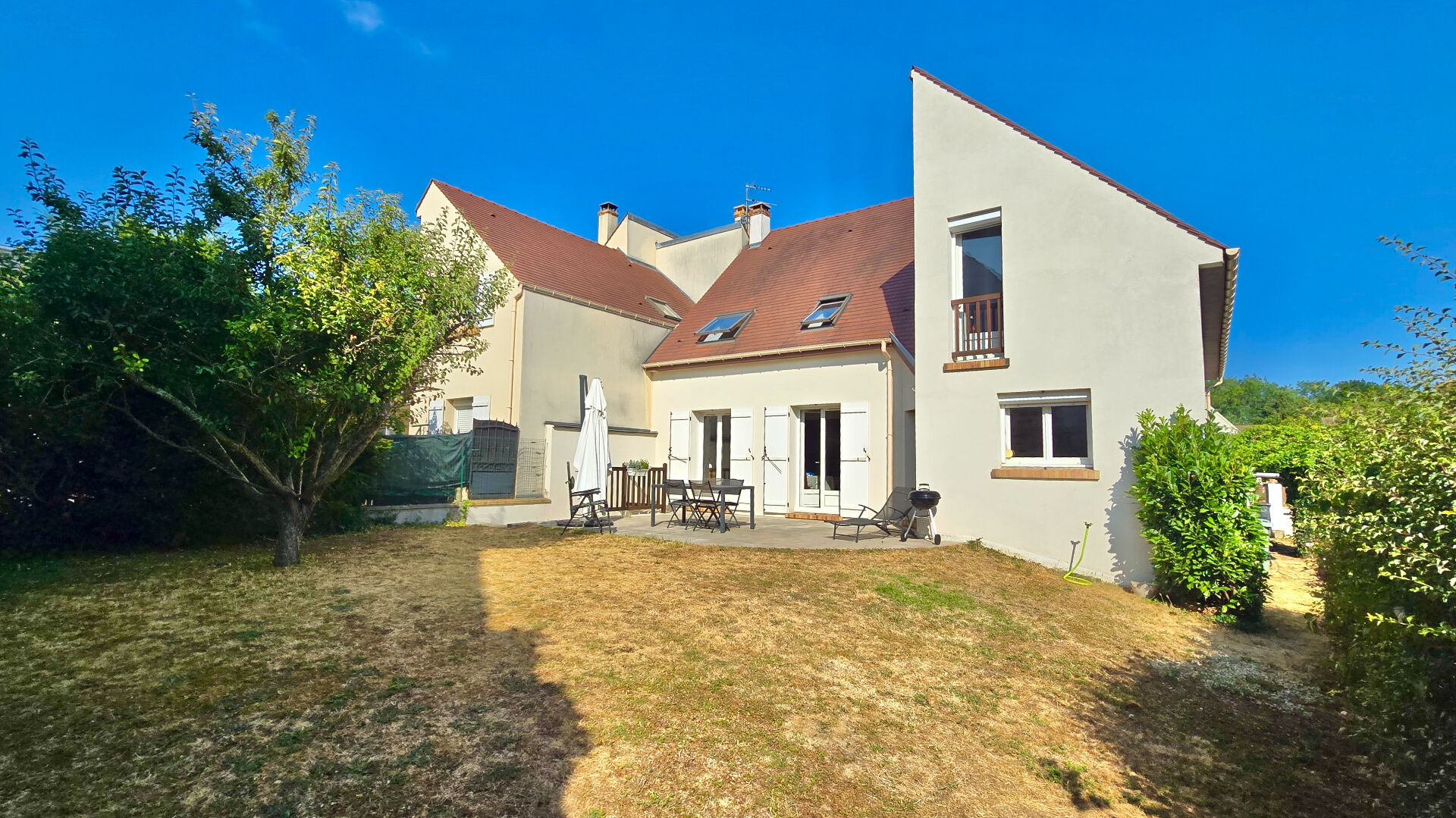 Maison 7 pièces 137 m² · à Viry-Châtillon · 137 m² · 420 000 €