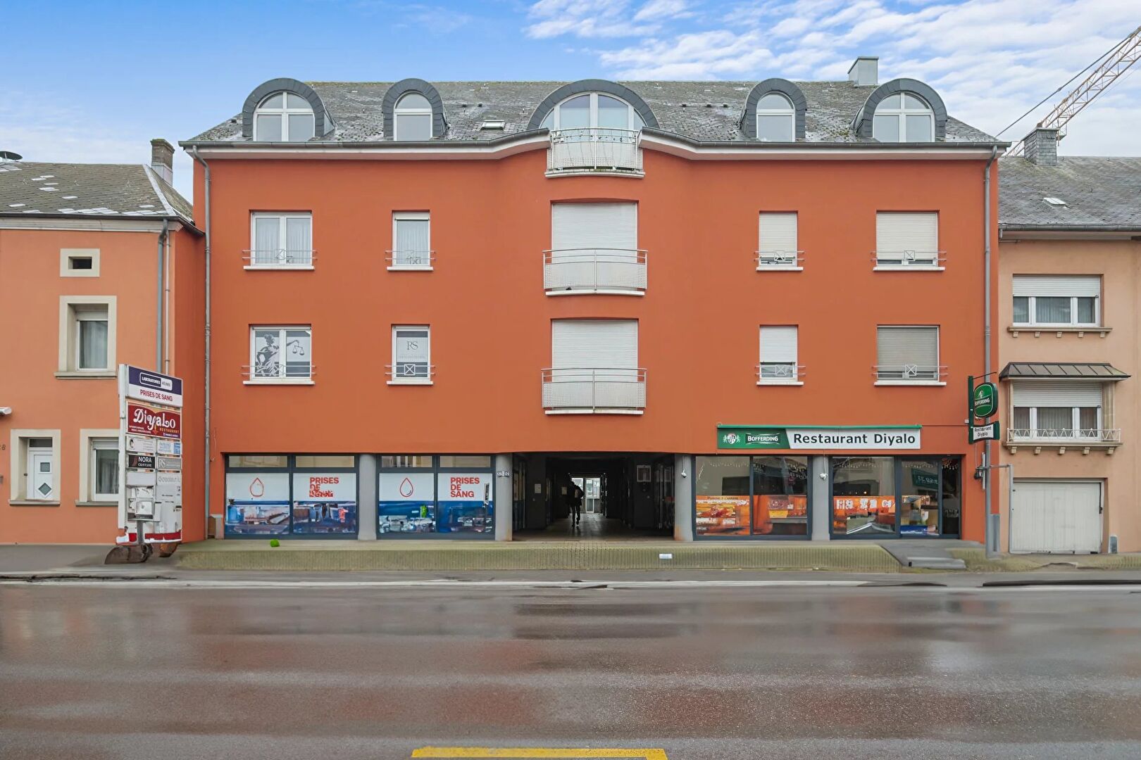 À Vendre : Local Commercial De 80 M² à Bascharage ? Emplacement Stratégique