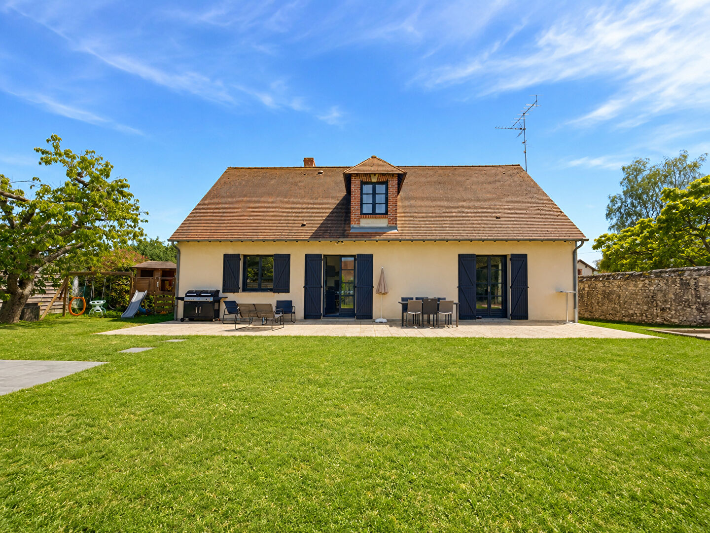 Maison 7 pièces 160 m² · à Saint-Hilaire-Saint-Mesmin · 160 m² · 477 000 €