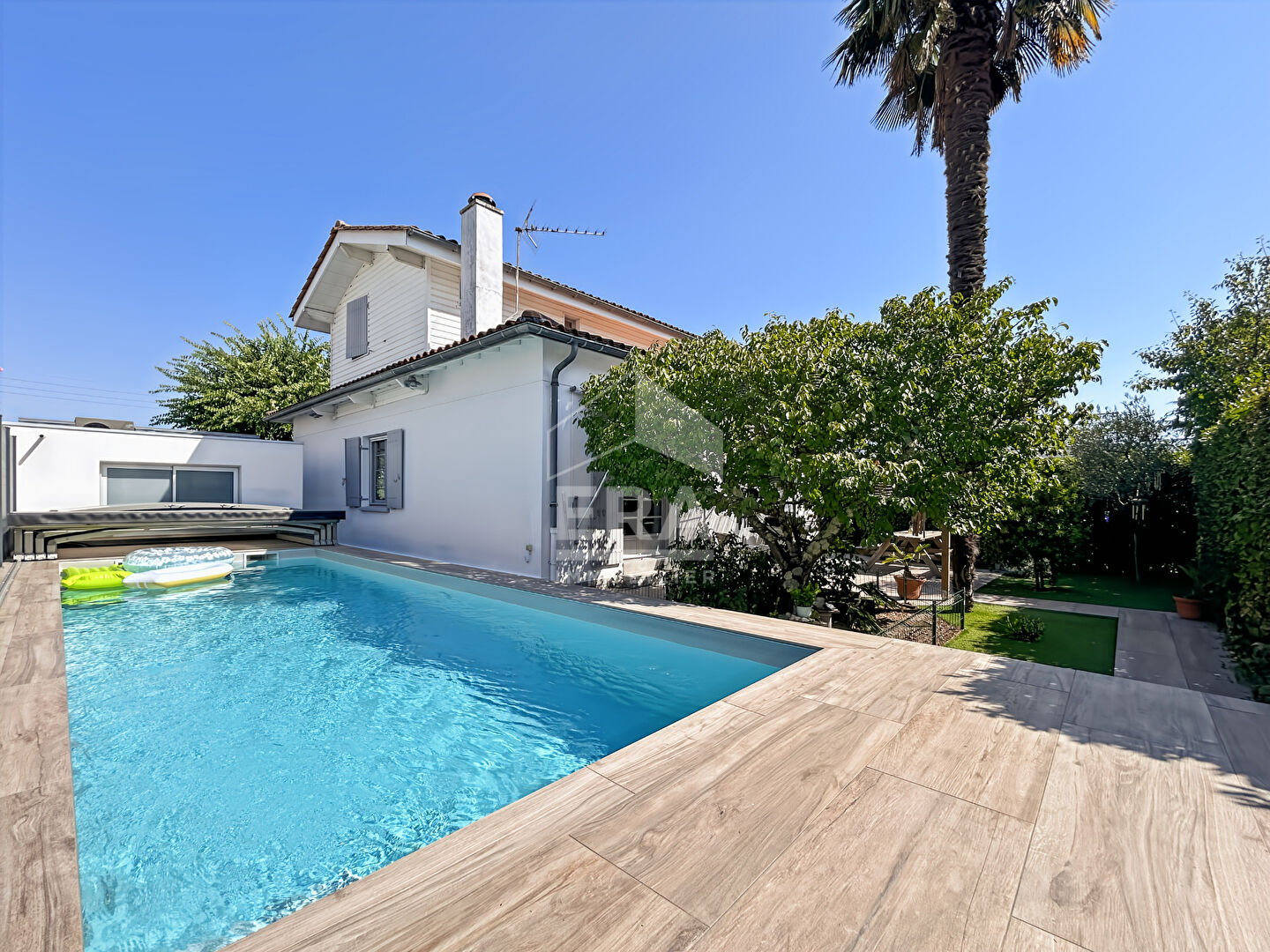 Maison 5 pièces 102 m² · à Pessac · 102 m² · 593 250 €