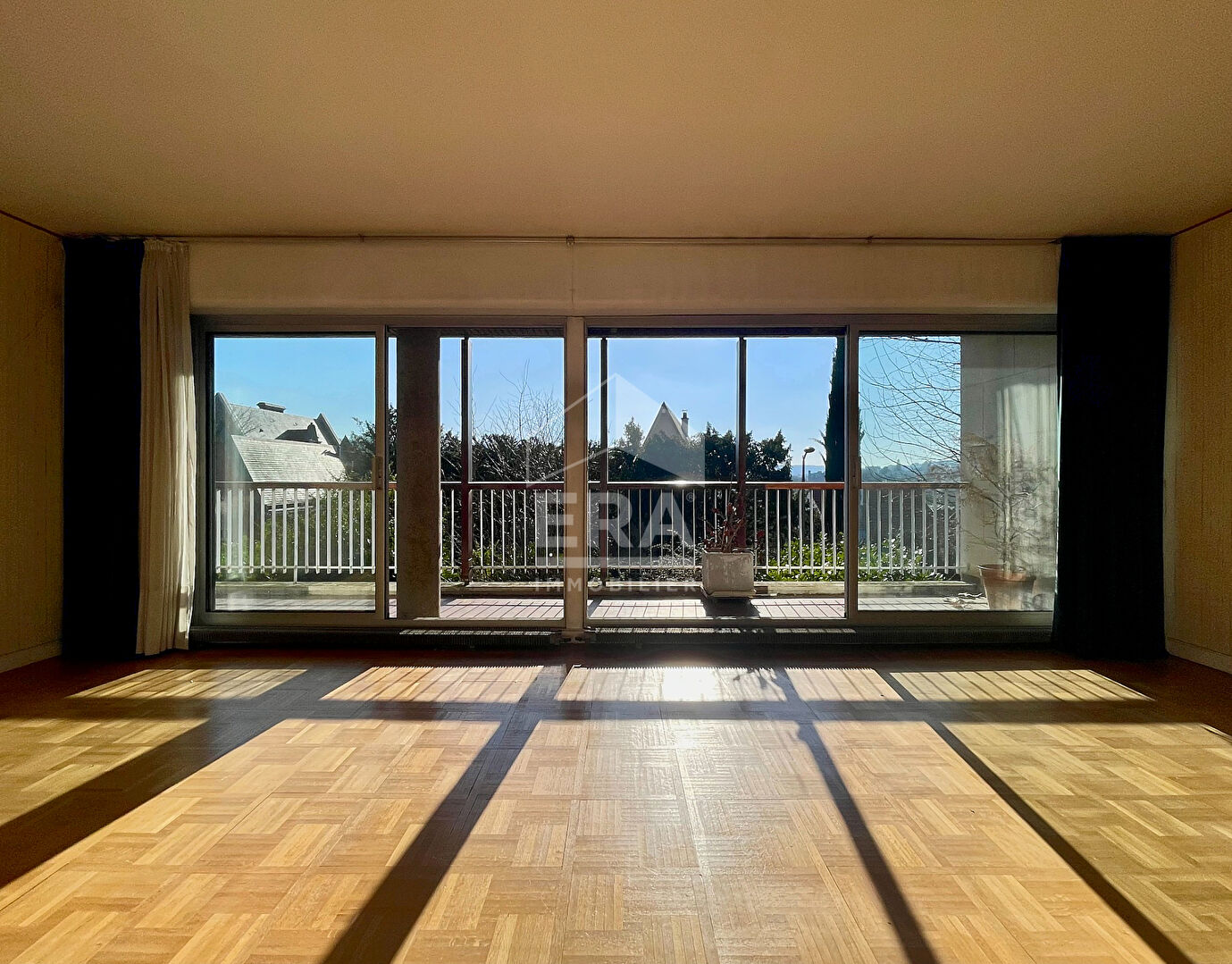Appartement 4 pièces 88 m² · à Sèvres · 88 m² · 420 000 €