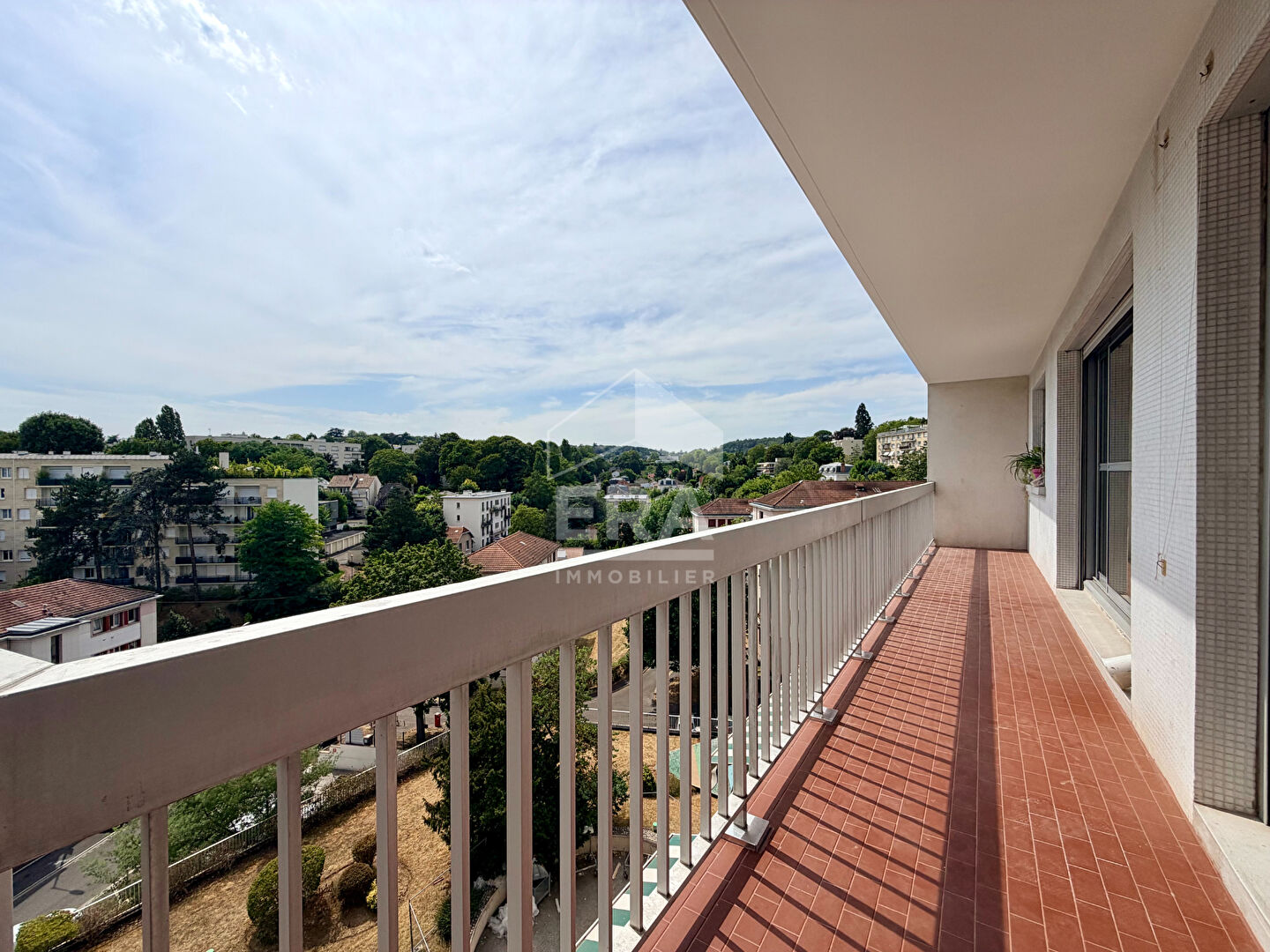 Appartement 7 pièces 151 m² · à Sèvres · 151 m² · 950 000 €