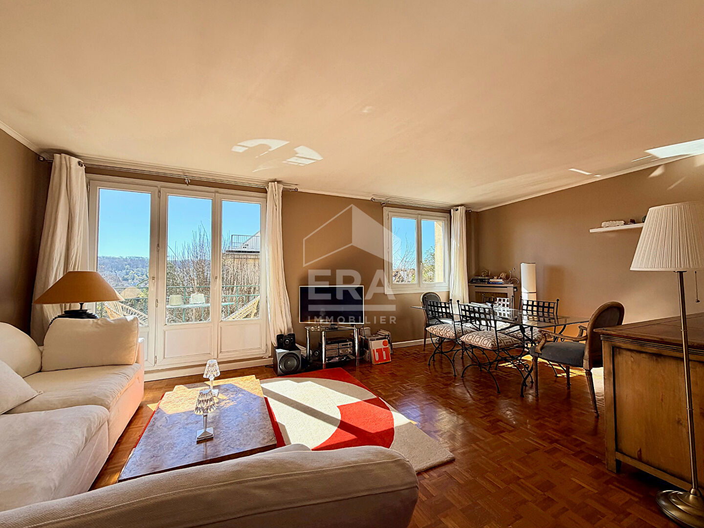 Appartement 3 pièces 56 m² · à Sèvres · 56 m² · 344 000 €