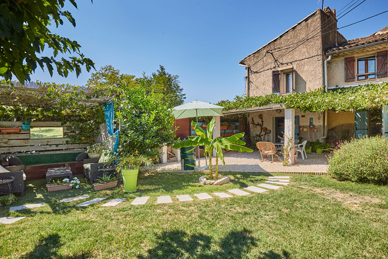 Maison 5 pièces 109 m² · à Lambesc · 109 m² · 353 000 €