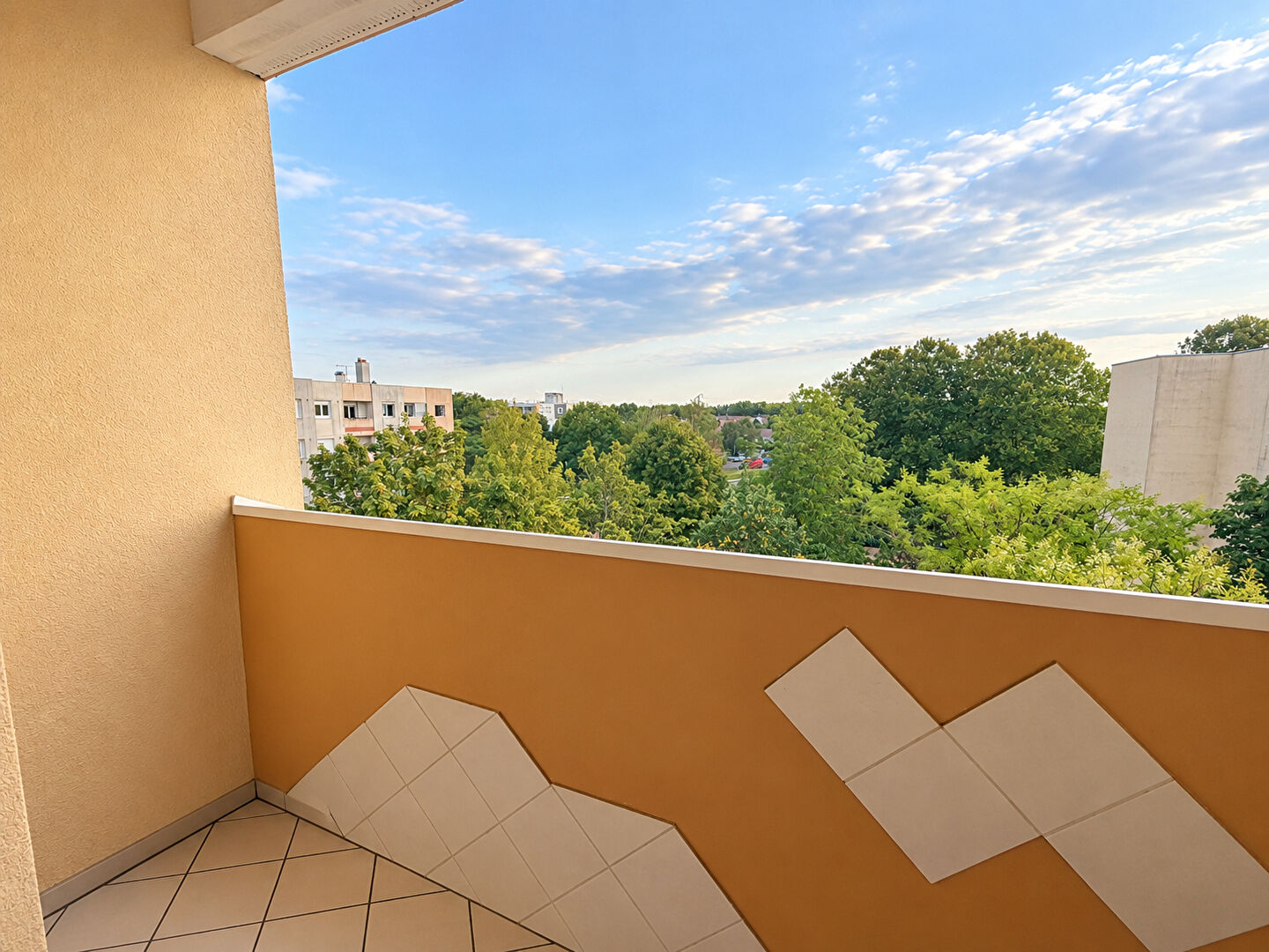 Appartement 5 pièces 81 m² · à Chevigny-Saint-Sauveur · 81 m² · 119 000 €