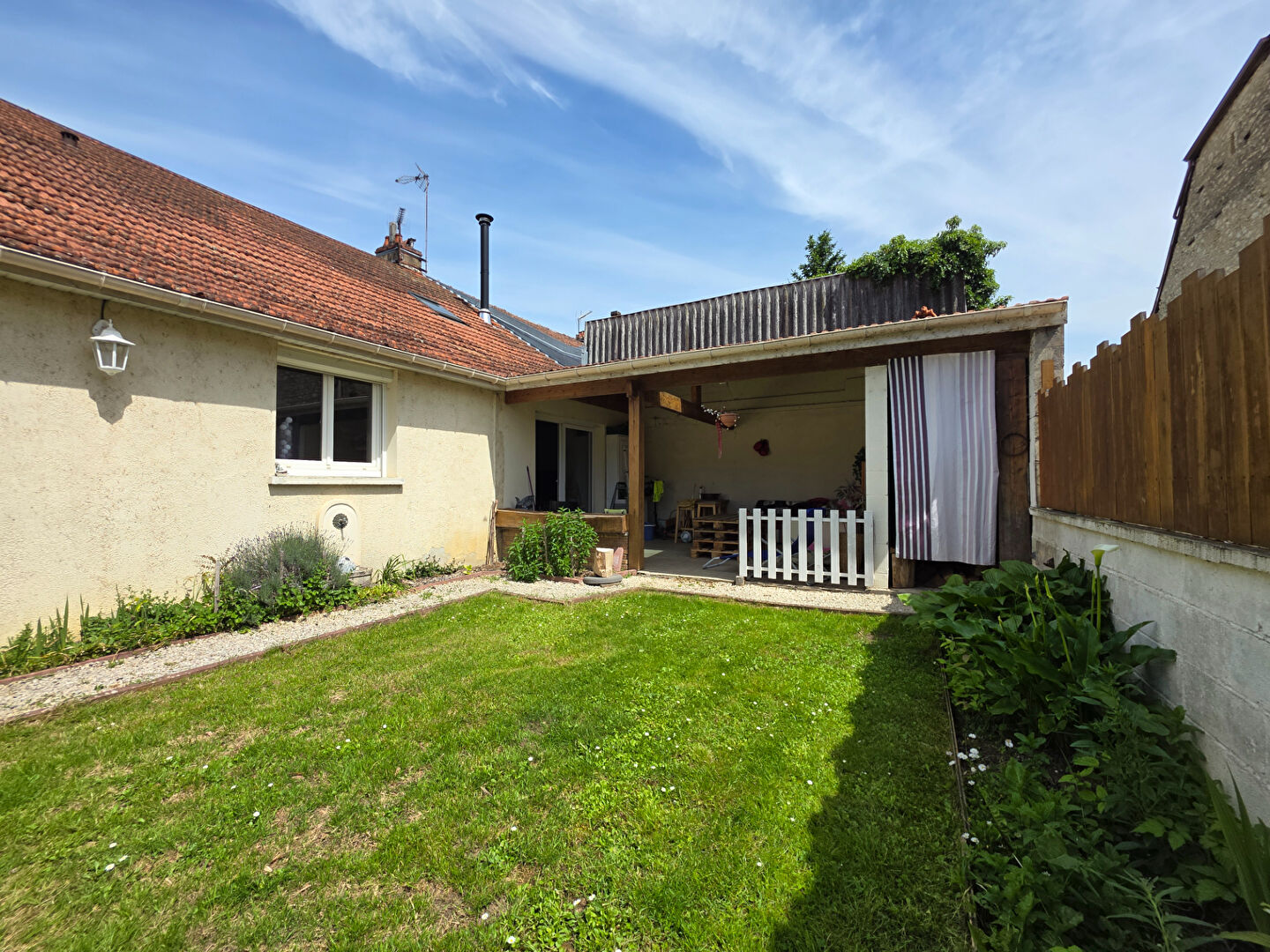 Maison 4 pièces 146 m² · à Mirebeau-sur-Bèze · 146 m² · 192 000 €