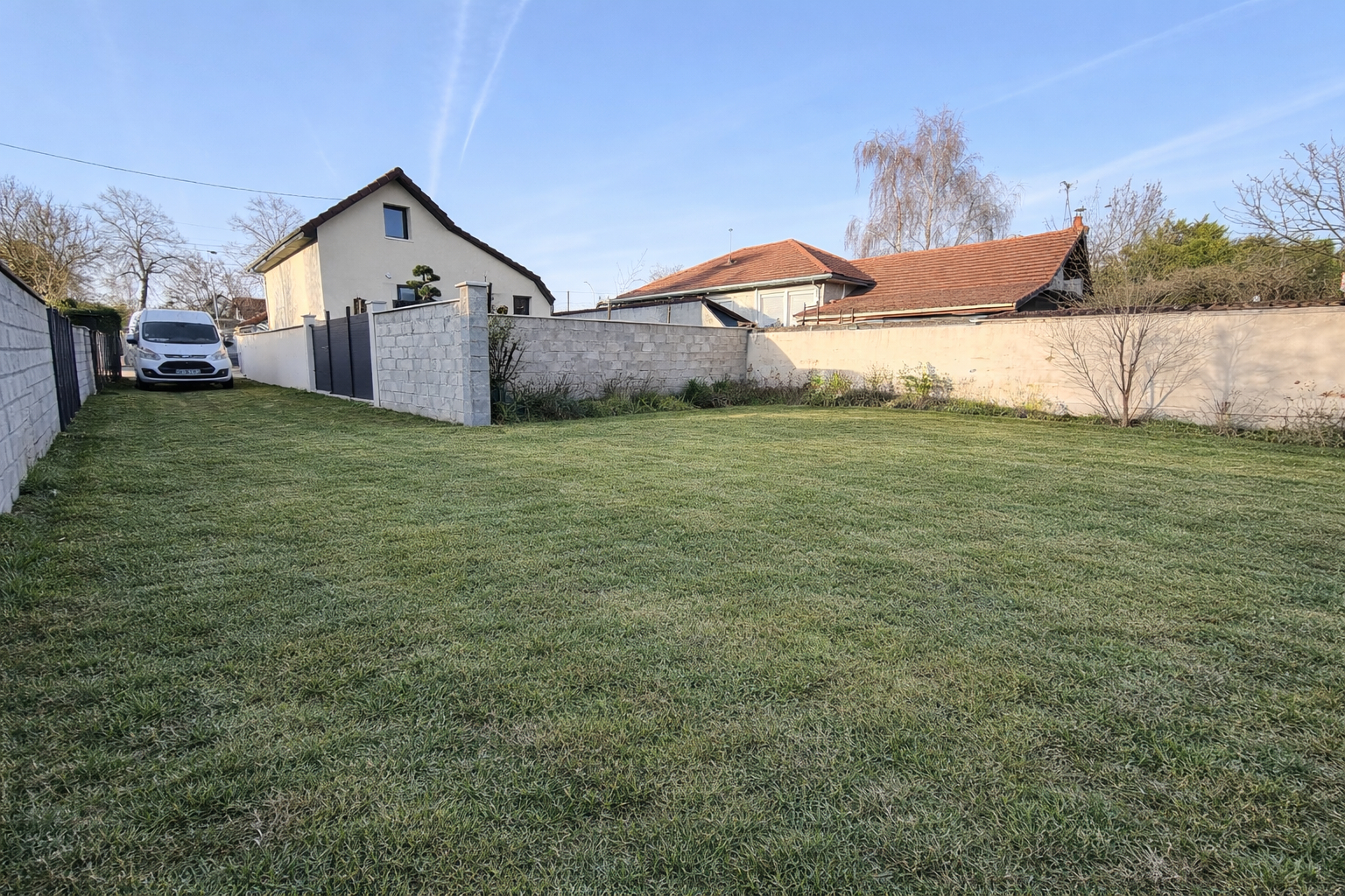 Terrain dijon avec permis de construire accordé 329 m2 · 128 000 €