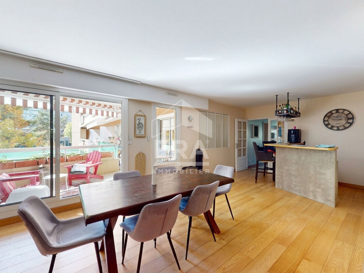 Appartement 4 pièces 117 m² · à Paris · 117 m² · 995 000 €