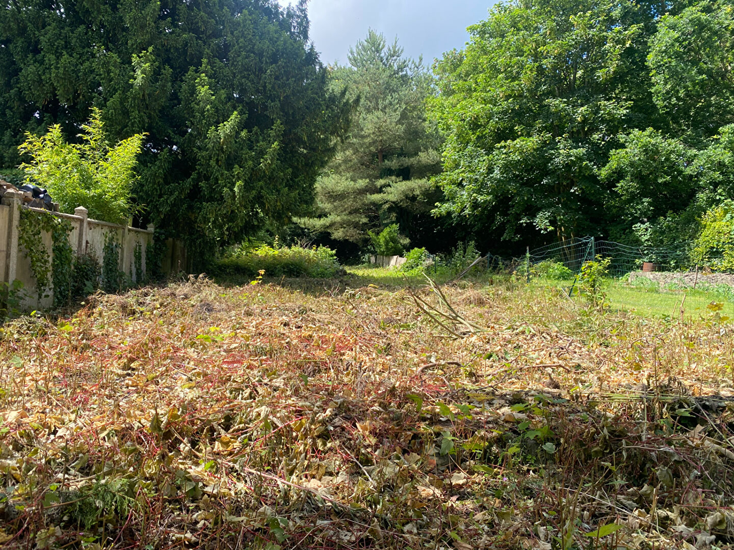 Terrain constructible plein centre · à Saint-Étienne-au-Mont · 107 500 €
