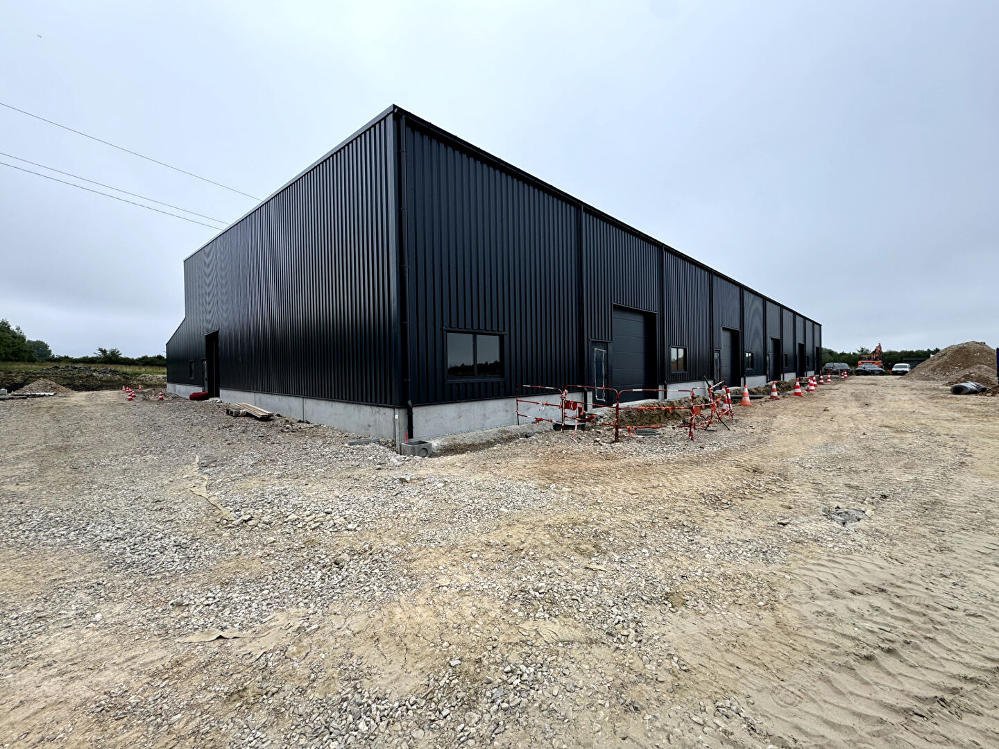 Local commercial 300 m² · à Hesdin-l'Abbé · 300 m² · 384 900 €