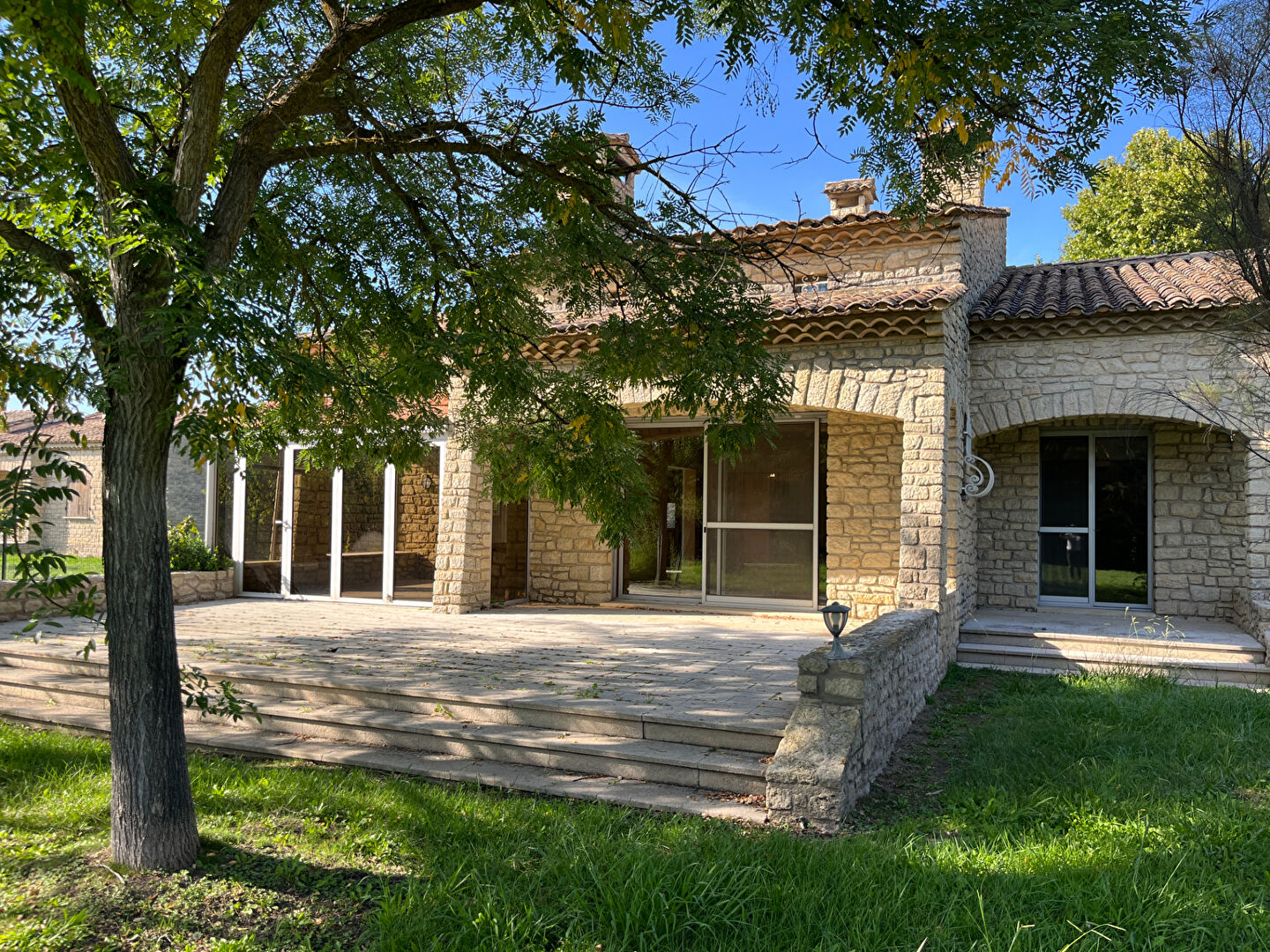 Maison 5 pièces 159 m² · à Eyragues · 159 m² · 495 000 €