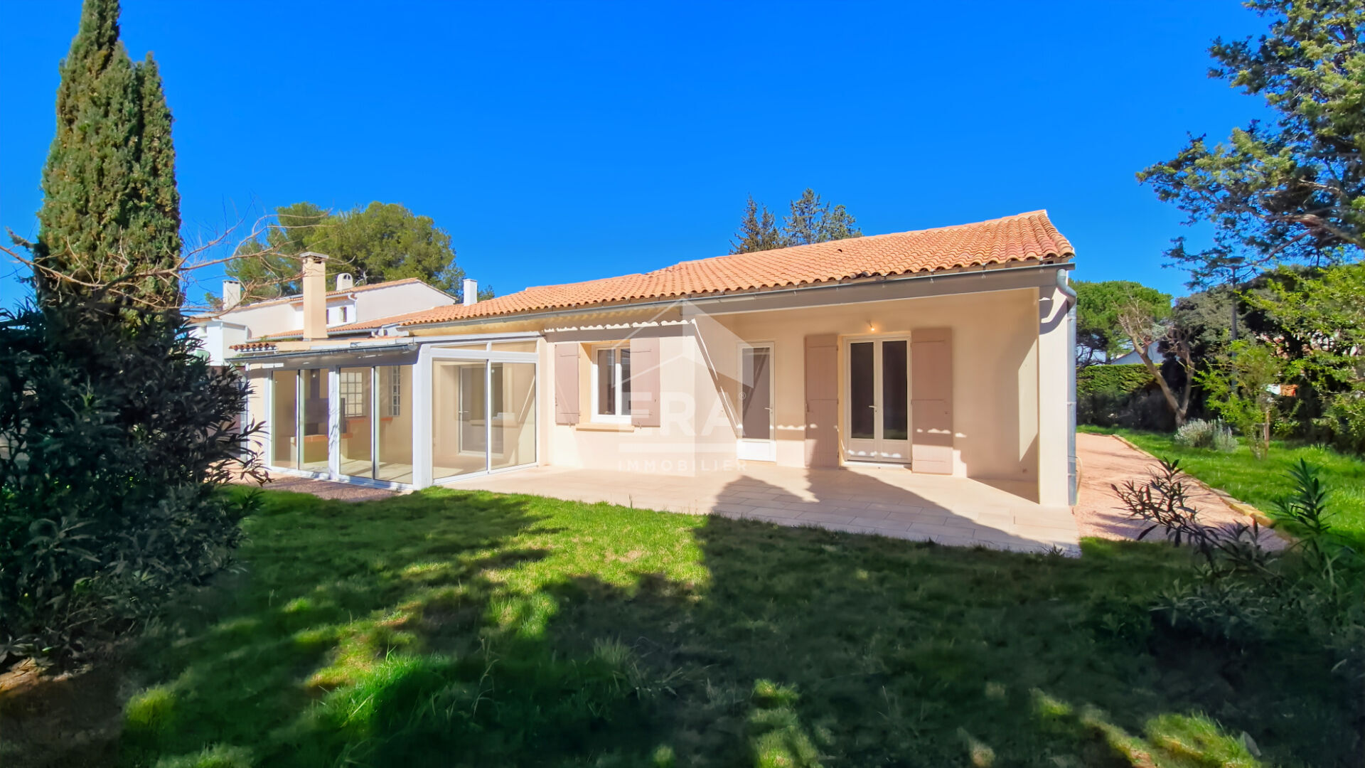 Maison 7 pièces 130 m² · à Eyragues · 130 m² · 440 000 €