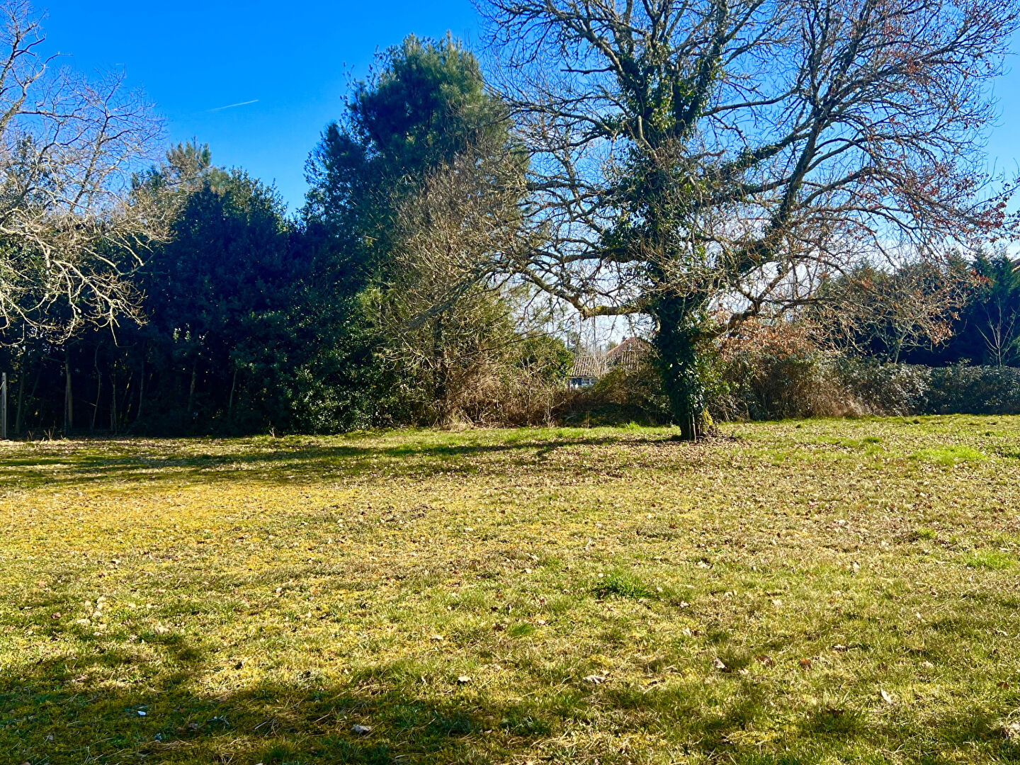Terrain 805 m² · au Barp · 170 000 €