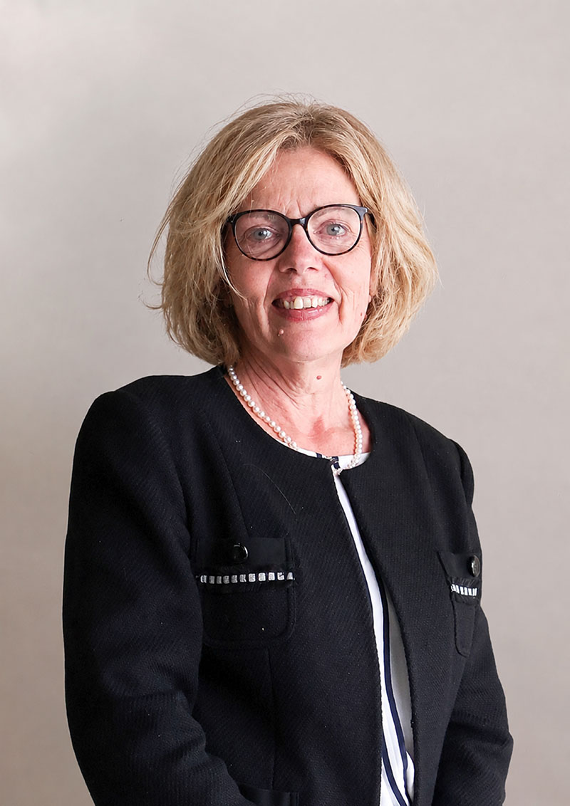 V�ronique SAULNIER