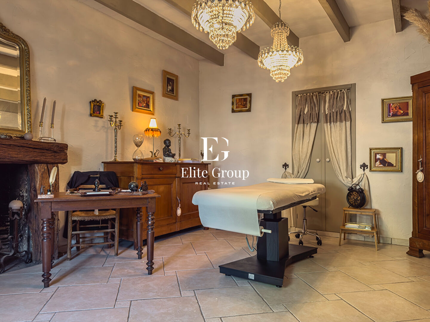 A VENDRE MAGNIFIQUE MAISON EN PIERRE 10 PIECES 400 m²