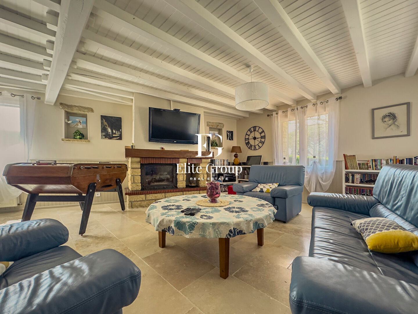A VENDRE MAISON EN PIERRE DE PLAIN-PIED À RIVIERES - 144 M2 - 5 PIÈCES
