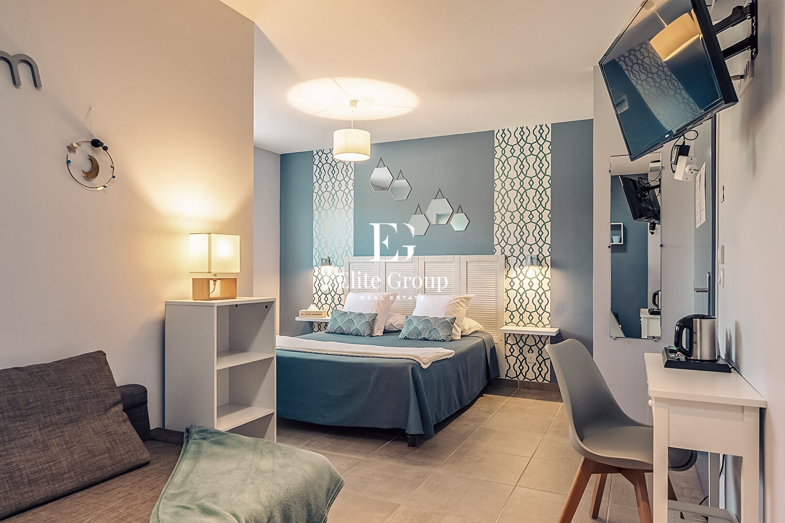 À VENDRE MAGNIFIQUE MAISON DE PLAIN-PIED - 13 PIÈCES - 314 M2